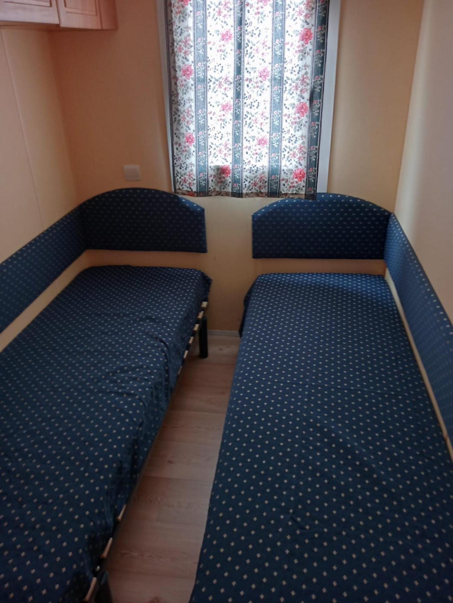 Bungalow Au Bord De La Piscine 4 Pers 5A Burinhosa Kültér fotó